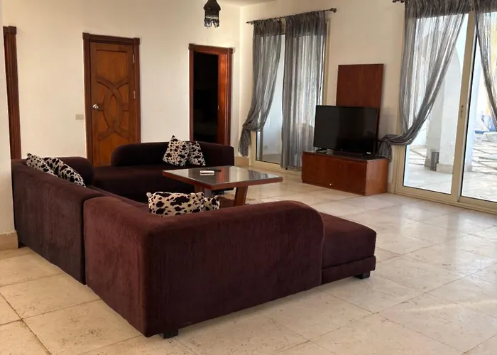 Carlton Luxury *