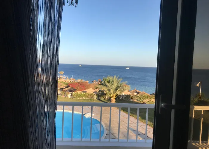 Carlton Luxury Villa